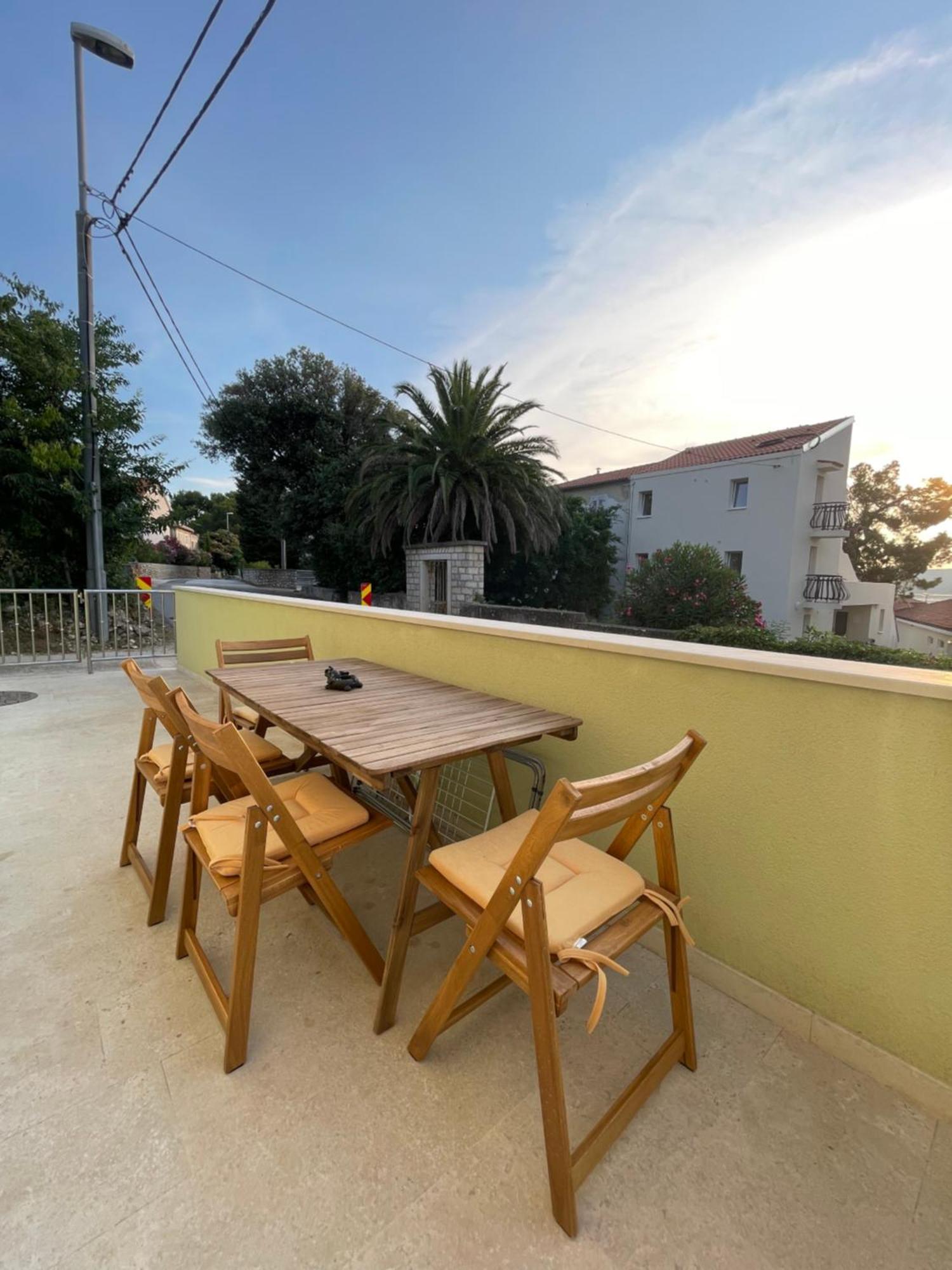 Apartmani Danica Nerezine Exterior photo